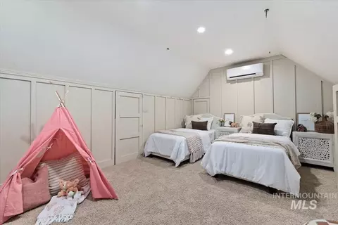 Bedroom - 1155 N Ballantyne, Eagle, ID 83616 photo 6 of 7