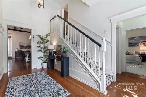 Entry Way - 1155 N Ballantyne, Eagle, ID 83616 photo 3 of 3