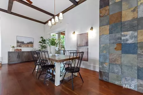 Dining - 1155 N Ballantyne, Eagle, ID 83616 photo 1 of 2