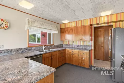 1011 Hall Rd, Viola, ID 83872 photo 6