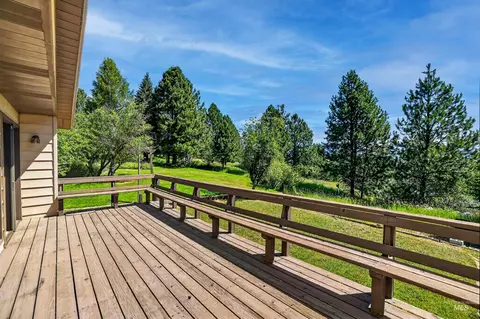 Exterior - 516 Skyline Dr, Cascade, ID 83611 photo 7 of 11