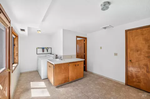 Other - 516 Skyline Dr, Cascade, ID 83611 photo 6 of 10