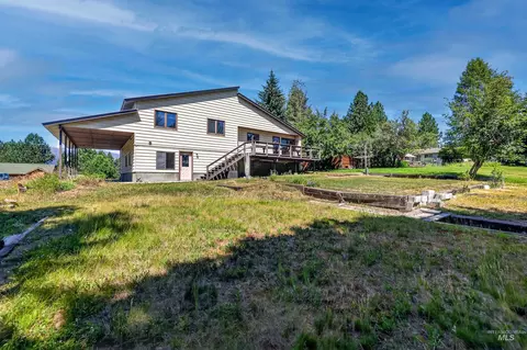 Exterior - 516 Skyline Dr, Cascade, ID 83611 photo 11 of 11