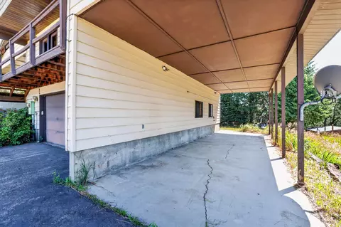 Exterior - 516 Skyline Dr, Cascade, ID 83611 photo 9 of 11