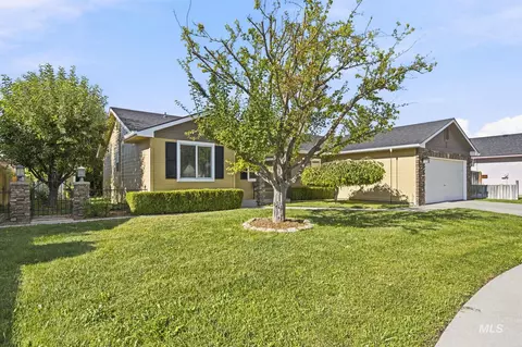 1150 W Newport Ct, Meridian, ID 83646