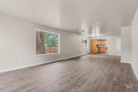 1023 State St, Weiser, ID 83672 photo 3