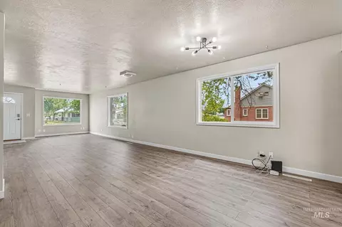 1023 State St, Weiser, ID 83672 photo 6