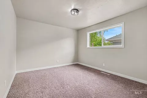 1023 State St, Weiser, ID 83672 photo 9
