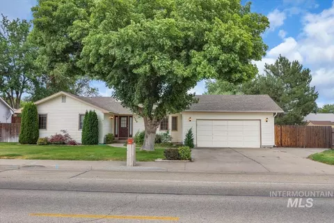1750 N 3rd E, Mountain Home, ID 83647