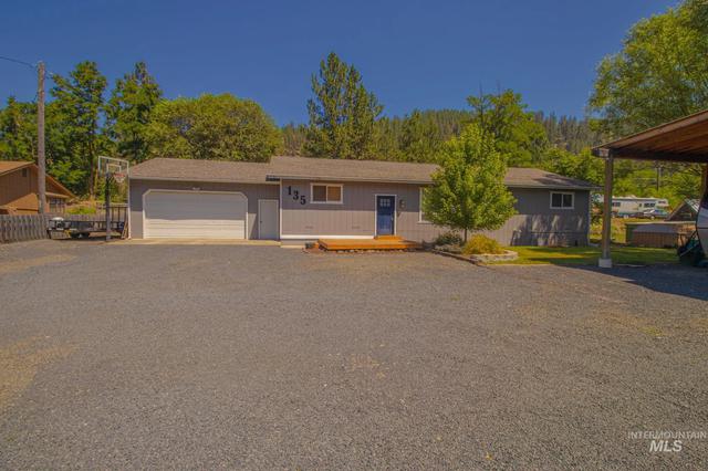 135 Mule Deer Dr, Orofino, ID 83544