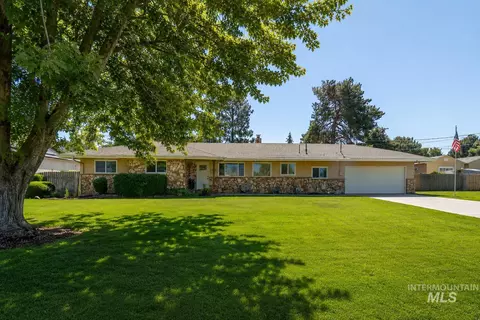 3302 S Midland, Nampa, ID 83686