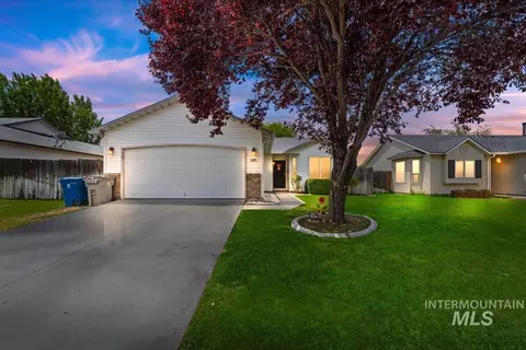 145 N Kildeer Way, Nampa, ID 83651