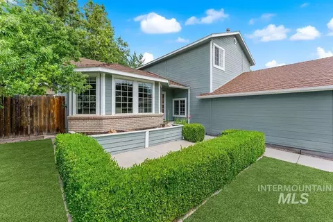 Exterior - 631 N Stierman Way, Eagle, ID 83616 photo 3 of 15