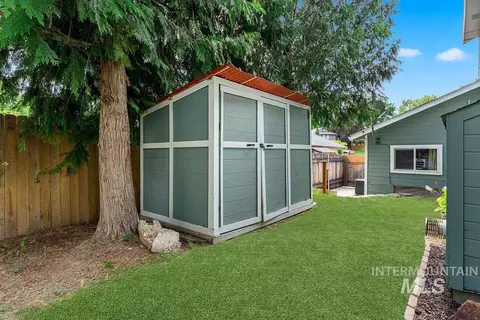 Exterior - 631 N Stierman Way, Eagle, ID 83616 photo 8 of 15