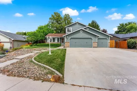 Exterior - 631 N Stierman Way, Eagle, ID 83616 photo 10 of 15