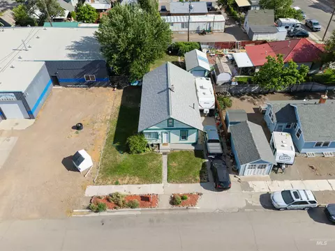 View/Area - 23 E 2nd Ave, Glenns Ferry, ID 83623 photo 2 of 7