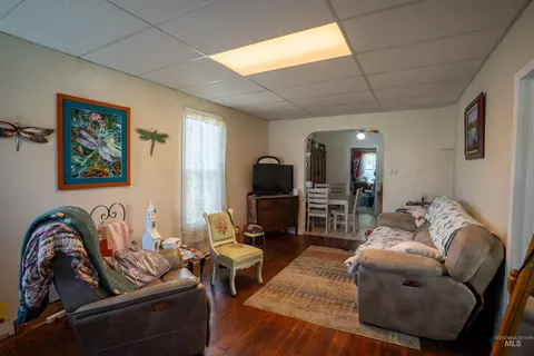Living - 23 E 2nd Ave, Glenns Ferry, ID 83623 photo 1 of 1
