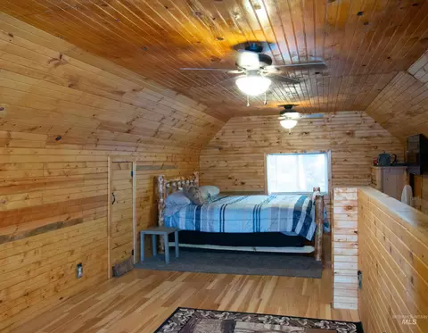 598 W Mountain Rd, Cascade, ID 83611 photo 15