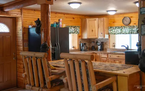 598 W Mountain Rd, Cascade, ID 83611 photo 7