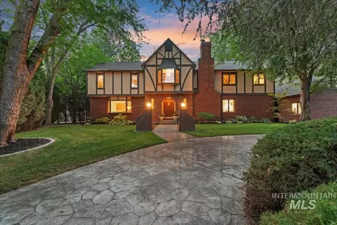 4998 N Fifeshire Pl, Boise, ID 83713