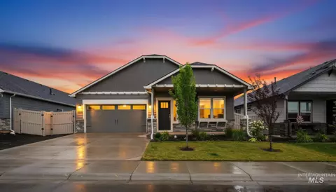 10093 W Novato Dr, Star, ID 83669