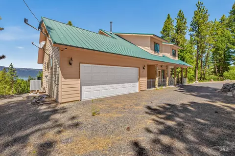Exterior - 21 Starflower Dr, Cascade, ID 83611 photo 5 of 11