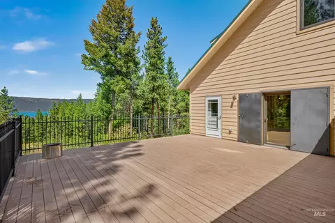 Exterior - 21 Starflower Dr, Cascade, ID 83611 photo 9 of 11