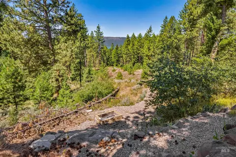 Exterior - 21 Starflower Dr, Cascade, ID 83611 photo 11 of 11