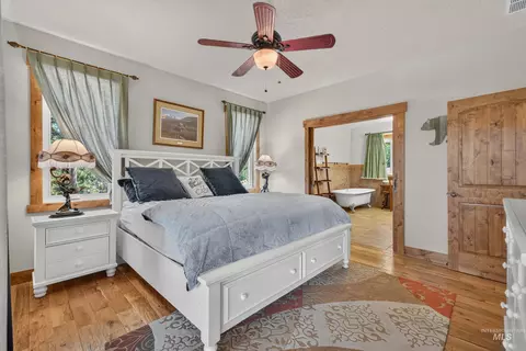Bedroom - 21 Starflower Dr, Cascade, ID 83611 photo 2 of 7