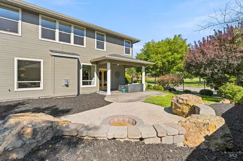 Exterior - 711 W Colbert St, Meridian, ID 83646 photo 8 of 13