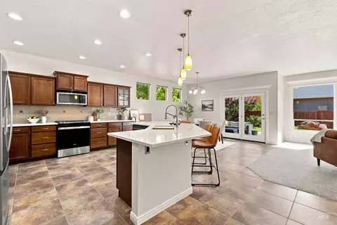 Kitchen - 711 W Colbert St, Meridian, ID 83646 photo 2 of 5