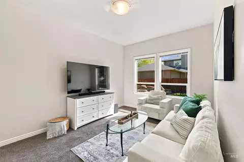 Living - 711 W Colbert St, Meridian, ID 83646 photo 6 of 6