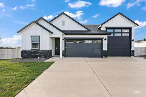 161 N Roscoe Ave, Kuna, ID 83634