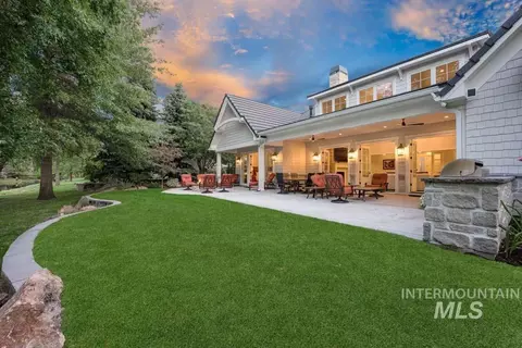 378 W Rivermont Ln, Eagle, ID 83616 photo 40
