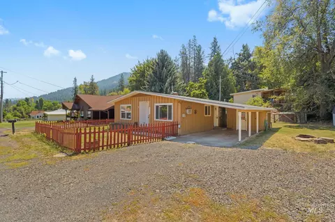 11750 Hartford Ave, Orofino, ID 83544