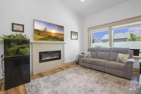 817 E 23rd Ave, Jerome, ID 83338 photo 6