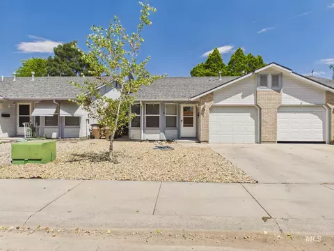 804 E Main # 6, Emmett, ID 83617