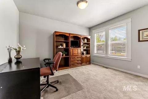 Other - 2986 S Fox Run Ave, Eagle, ID 83616 photo 3 of 9