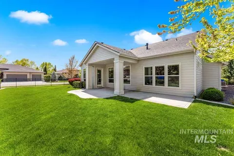 Exterior - 2986 S Fox Run Ave, Eagle, ID 83616 photo 6 of 7