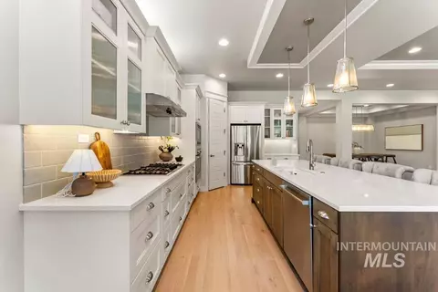 Kitchen - 2986 S Fox Run Ave, Eagle, ID 83616 photo 3 of 4