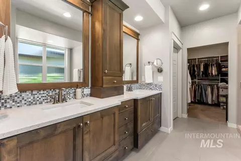 Other - 2986 S Fox Run Ave, Eagle, ID 83616 photo 2 of 9