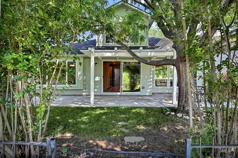 Exterior - 2057 E Walling Ct, Boise, ID 83712 photo 5 of 9