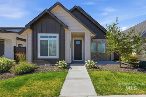 2195 E Hidcote St, Meridian, ID 83642
