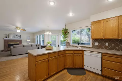 2455 E Gloucester St, Boise, ID 83706 photo 12
