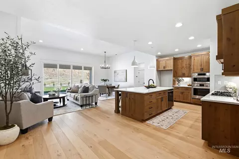 7347 Powell Pl, Eagle, ID 83629 photo 3