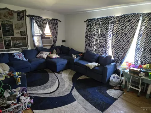 620 Burrell Ave, Lewiston, ID 83501 photo 3