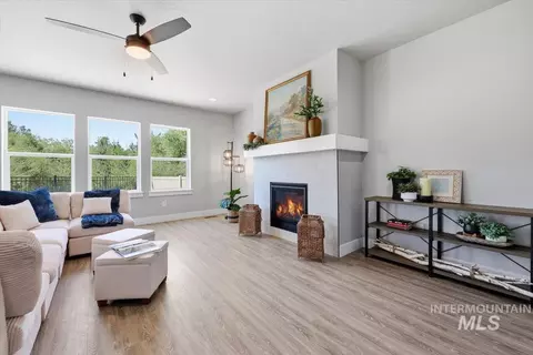 Living - 817 Exploration Dr, Kuna, ID 83634 photo 1 of 1