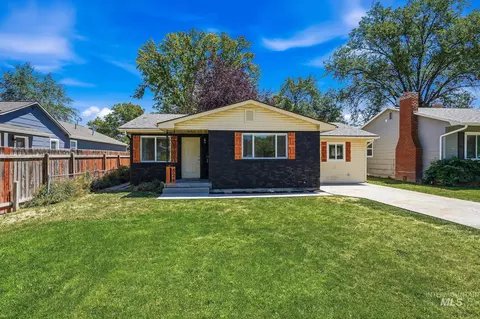 526 W Almond, Nampa, ID 83686