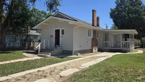 318320 5th Ave S, Nampa, ID 83651