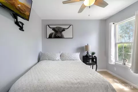 Bedroom - 3962 N 2405 E, Filer, ID 83328 photo 6 of 11